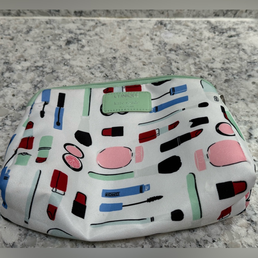 Clinique/Kate Spade Travel/Make Up Bag.  Excellent condition